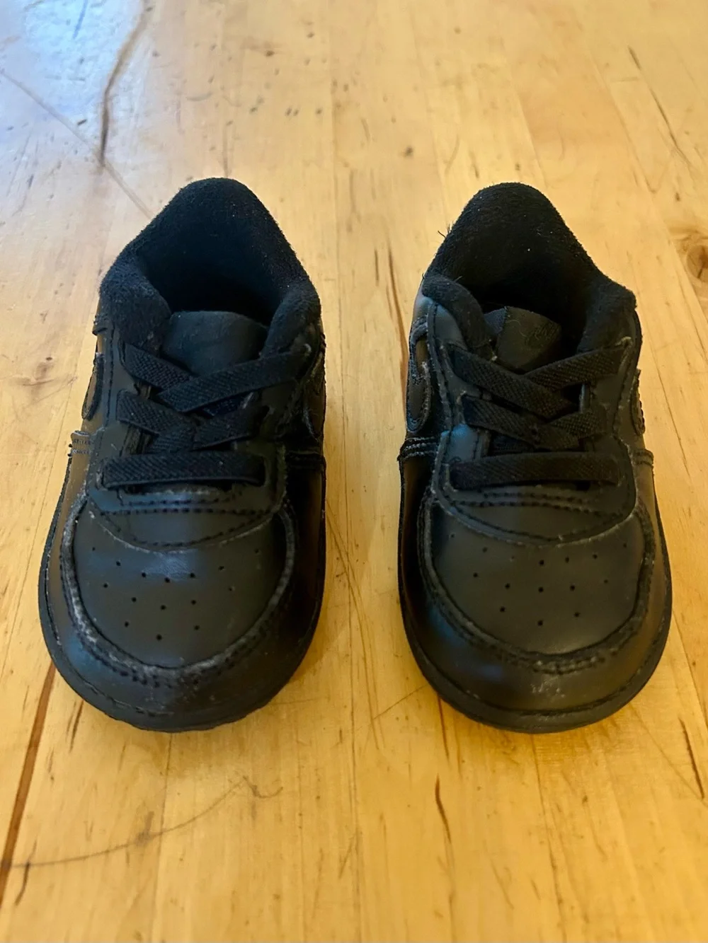 Nike Force 1 Crib Baby Booties Triple Black SIZE 4C Infant Sneaker CK2201-001